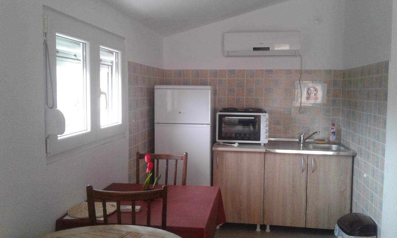 Danijela Apartmani Canj Bagian luar foto