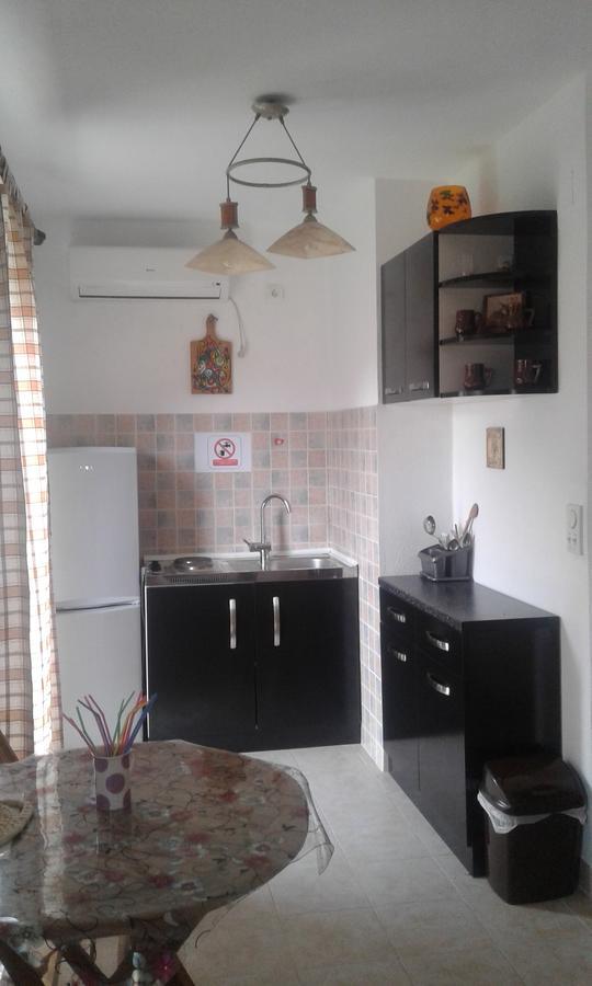 Danijela Apartmani Canj Bagian luar foto